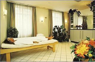 Altstadt Hotel Zur Post Штральзунд Экстерьер фото